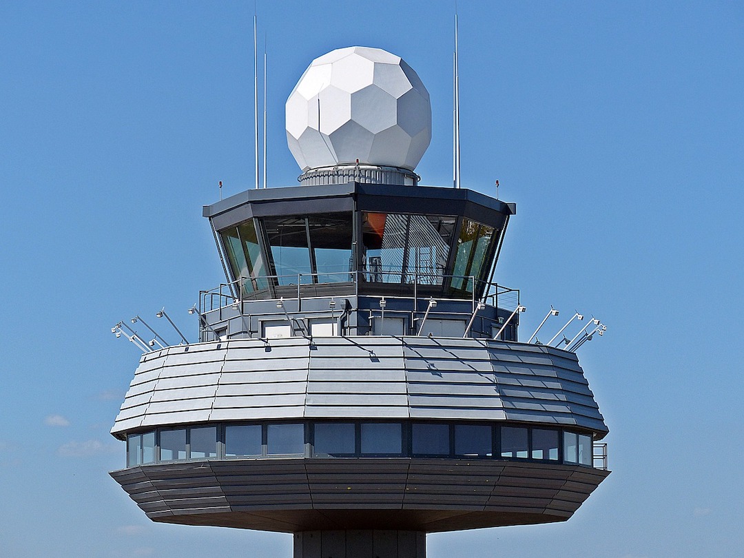 FAA seeking design of air traffic control towers of the future